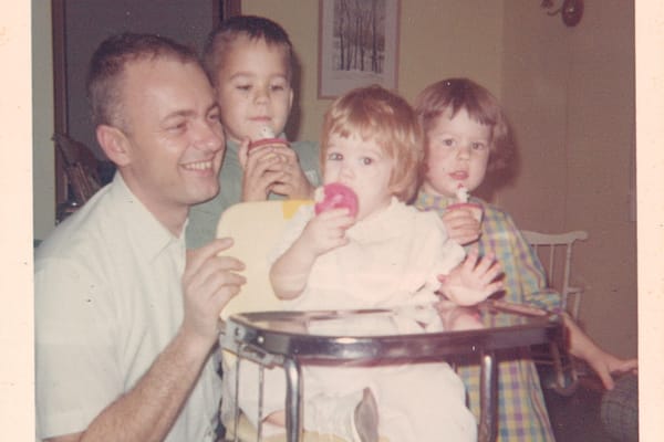 Photo of Lawrence Dausin